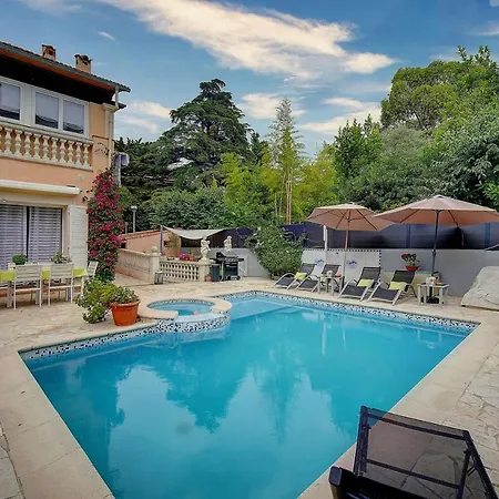 Villa Avec Piscine, 5 Chambres, 4 Parkings V5b10
