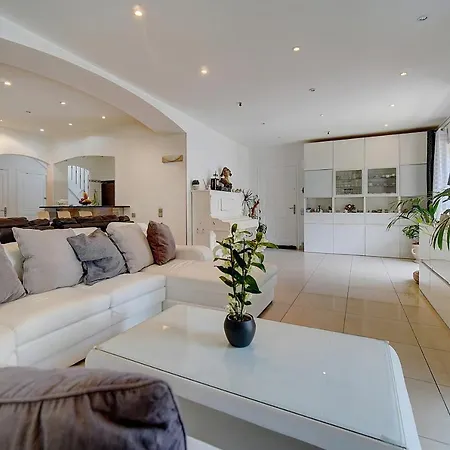 Avec Piscine, 5 Chambres, 4 Parkings V5b10 Cannes